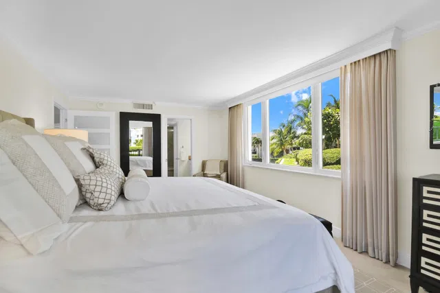 550 S Ocean Boca Unit 207 photo 17