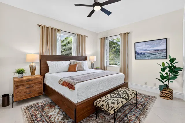 Residence photo 56
