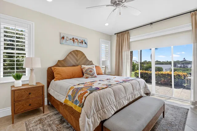 Residence photo 74