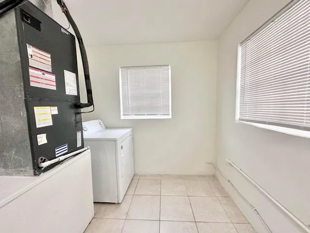 West Palm Beach Residence photo 17