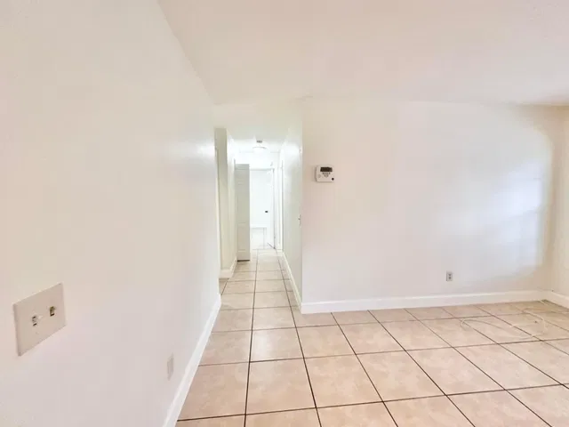 West Palm Beach Residence photo 21