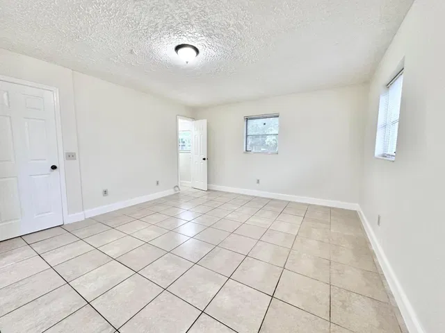 West Palm Beach Residence photo 29