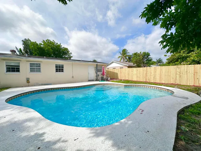 West Palm Beach Residence photo 52