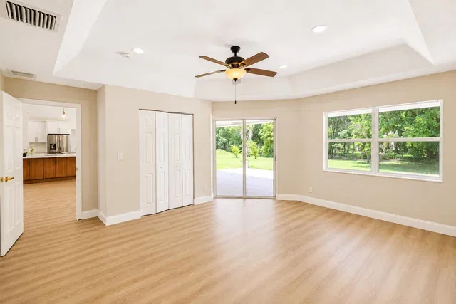 Residence photo 9