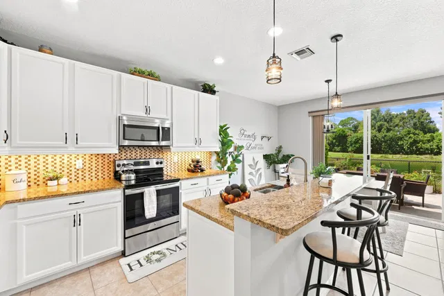  Residence photo 19