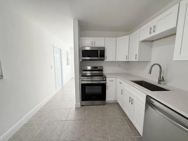 Residence photo 11