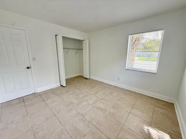 Residence photo 14