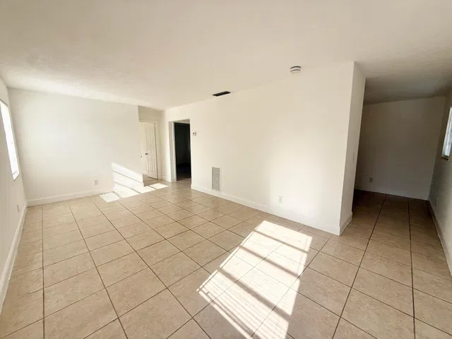 Residence photo 24