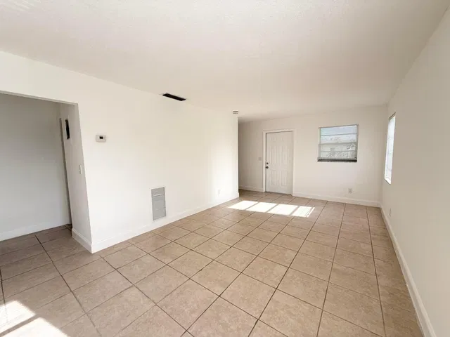 Residence photo 25
