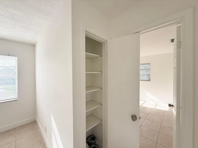 Residence photo 34