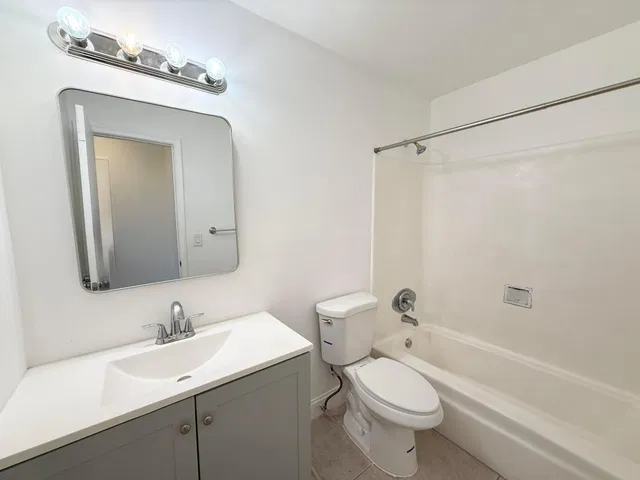 Residence photo 63