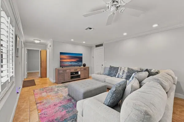Residence photo 5
