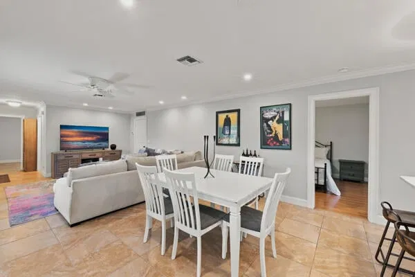 Residence photo 11