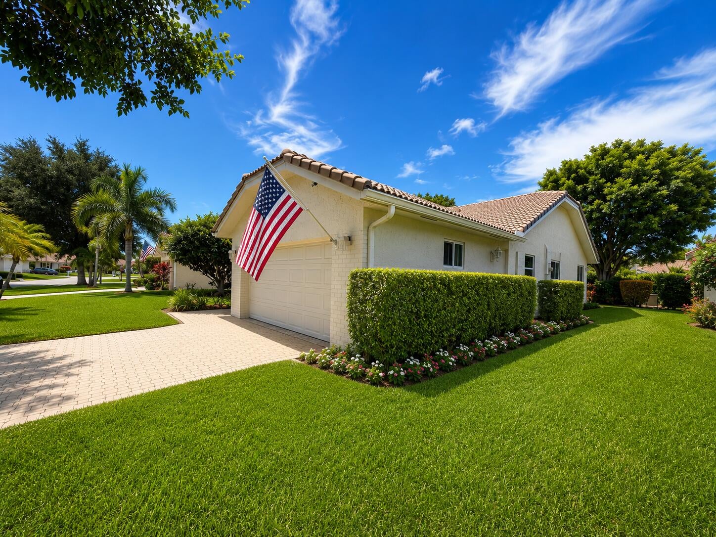 Residence photo 3