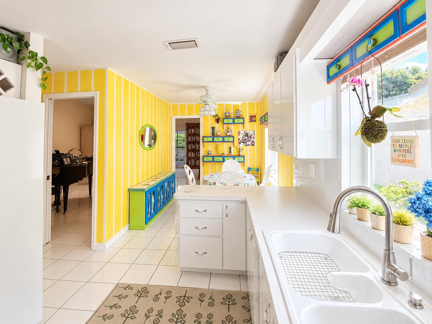 Residence photo 16