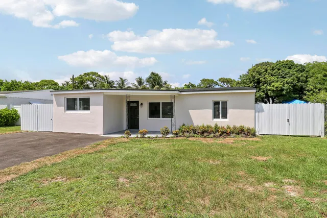 Residence photo 3