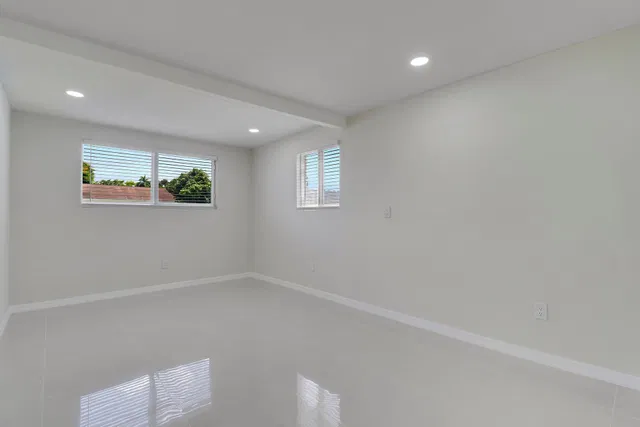 Residence photo 14