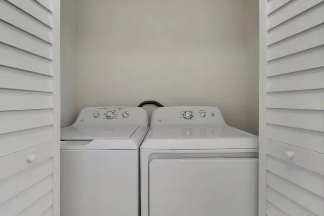 Residence photo 18