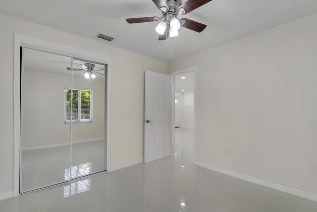 Residence photo 27