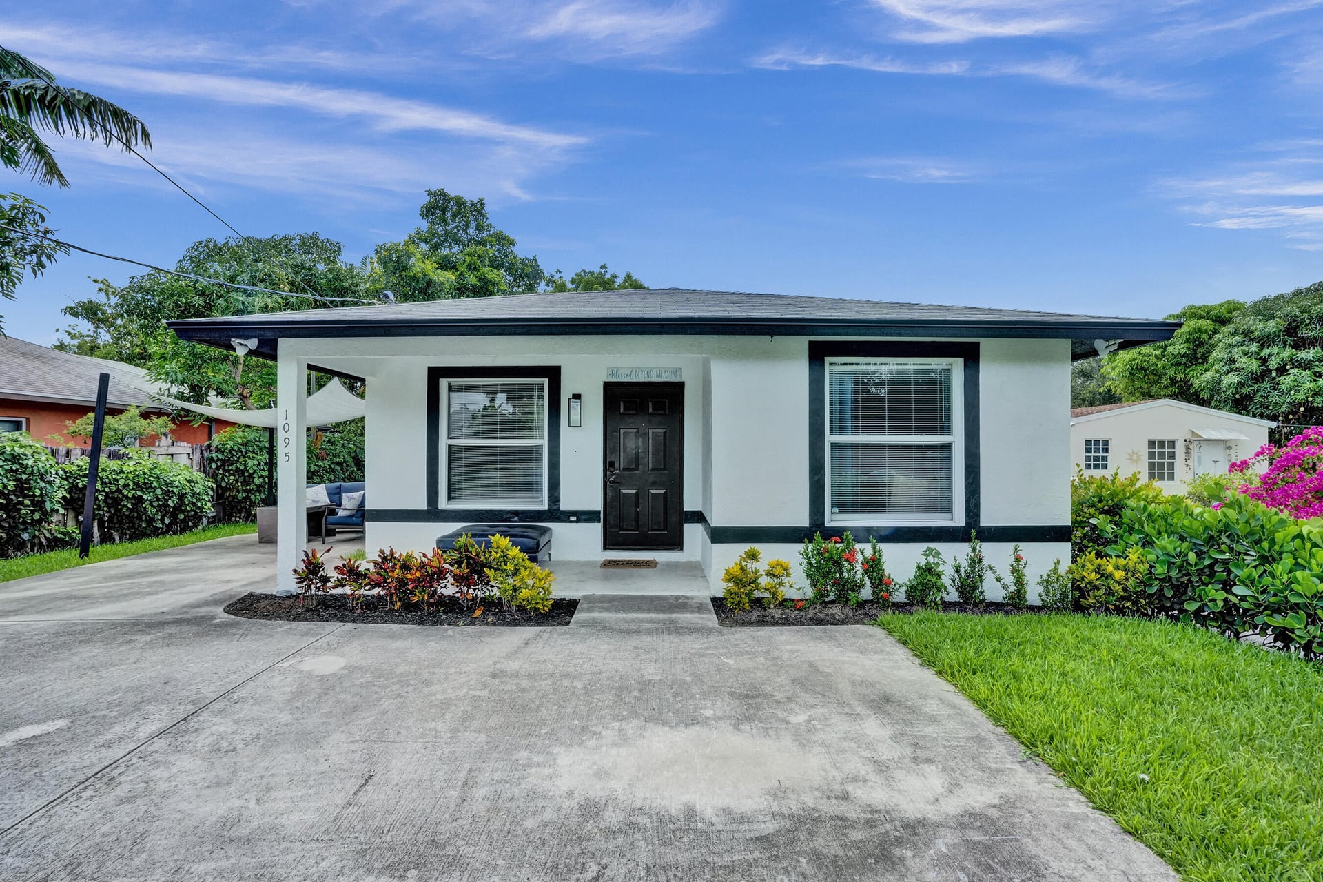 Residence photo 3