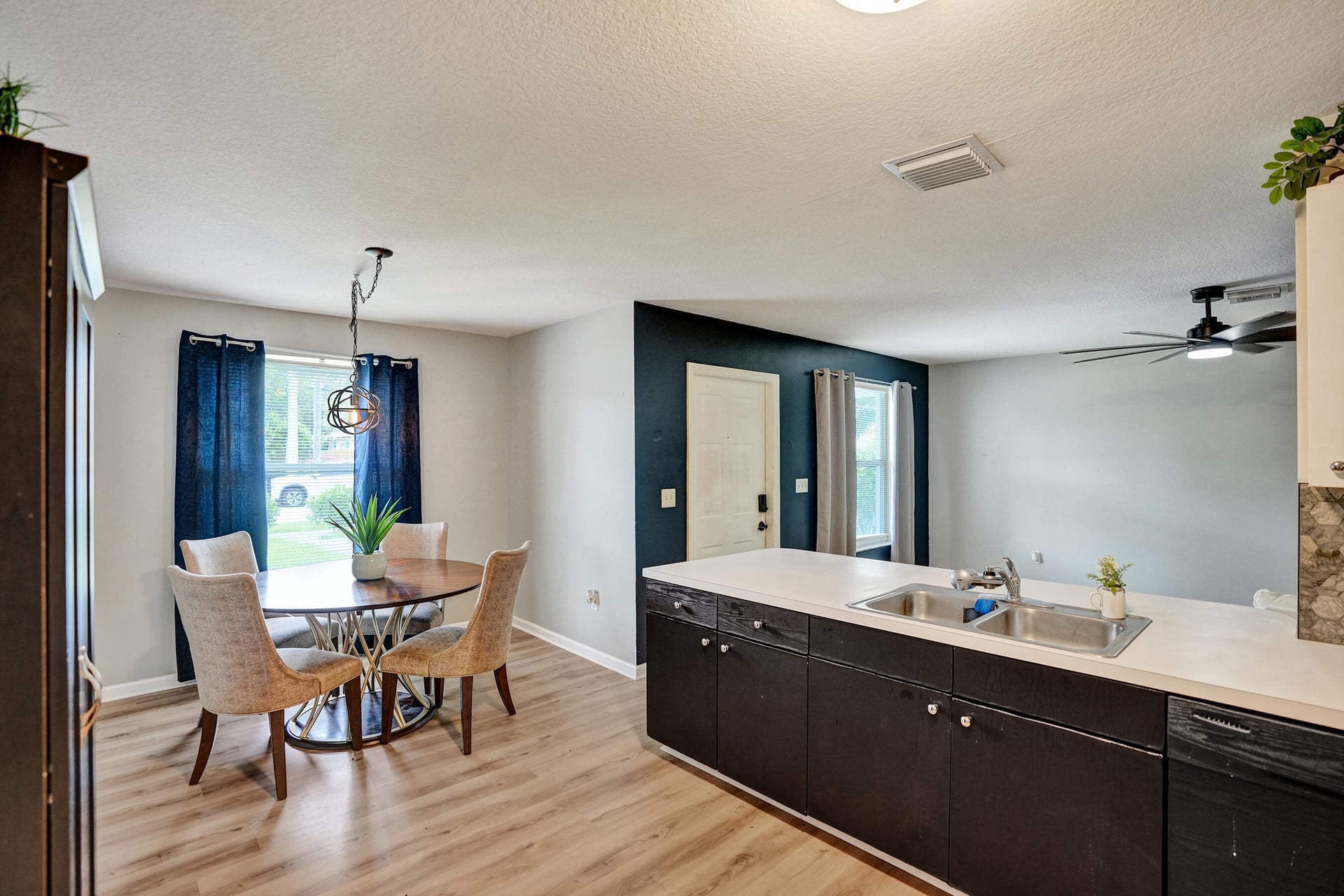 Residence photo 11