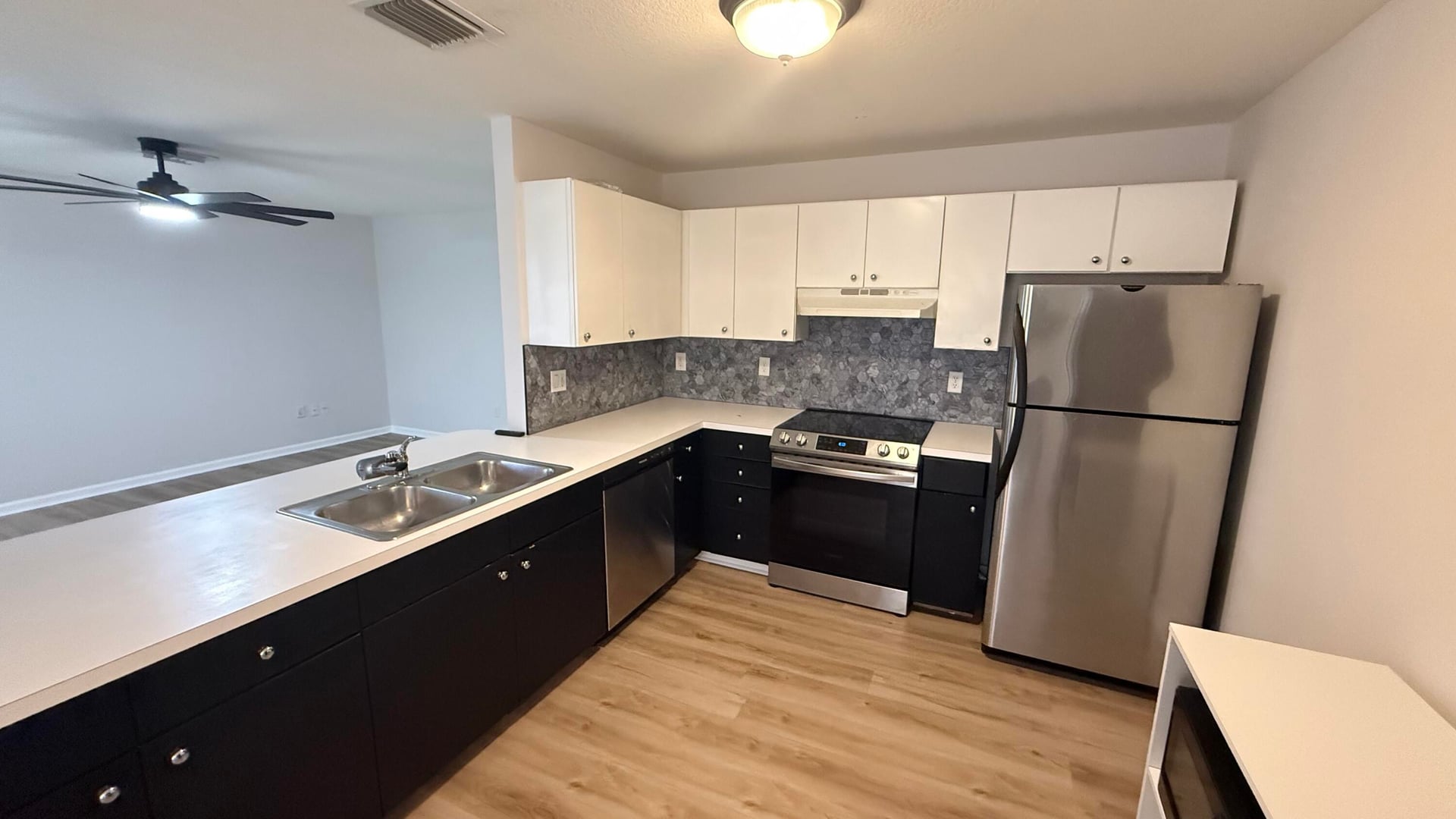 Residence photo 16