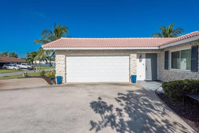 Residence photo 5