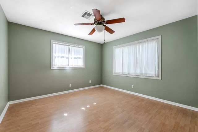 Residence photo 34