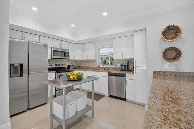 Boca Harbour Residence photo 10