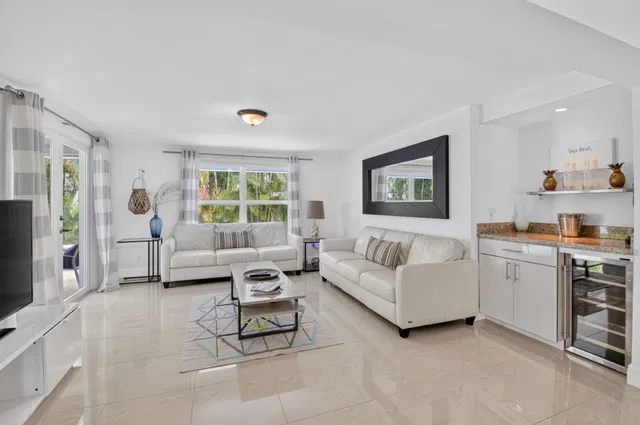 Boca Harbour Residence photo 18