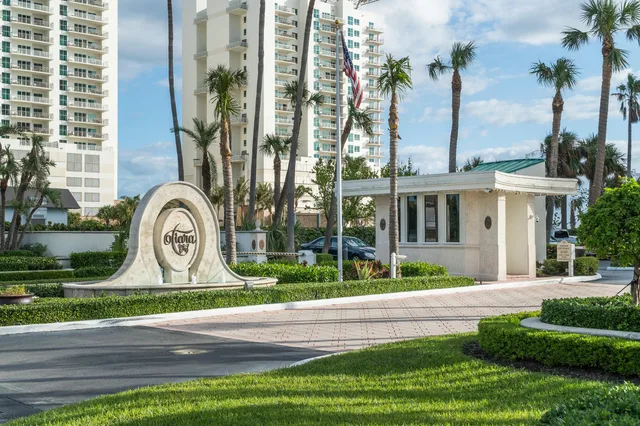 Tiara Singer Island Unit 15C photo 6