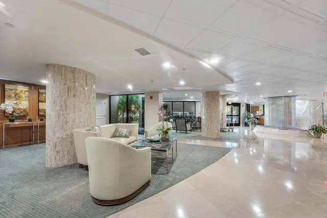 Tiara Singer Island Unit 15C photo 7