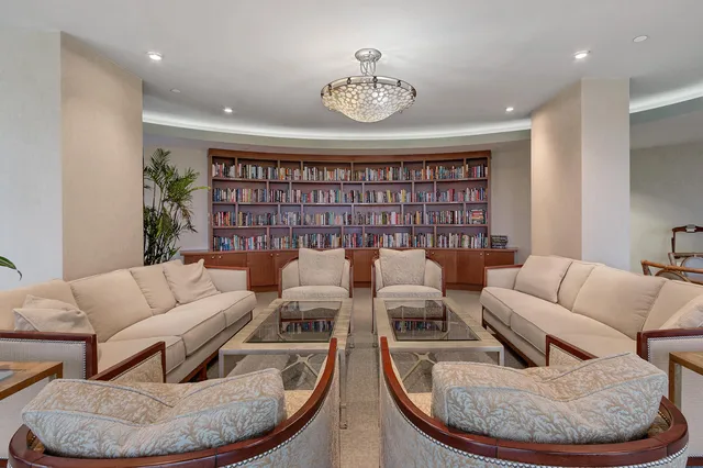 Tiara Singer Island Unit 15C photo 8