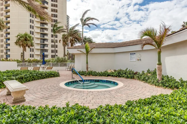 Tiara Singer Island Unit 15C photo 13