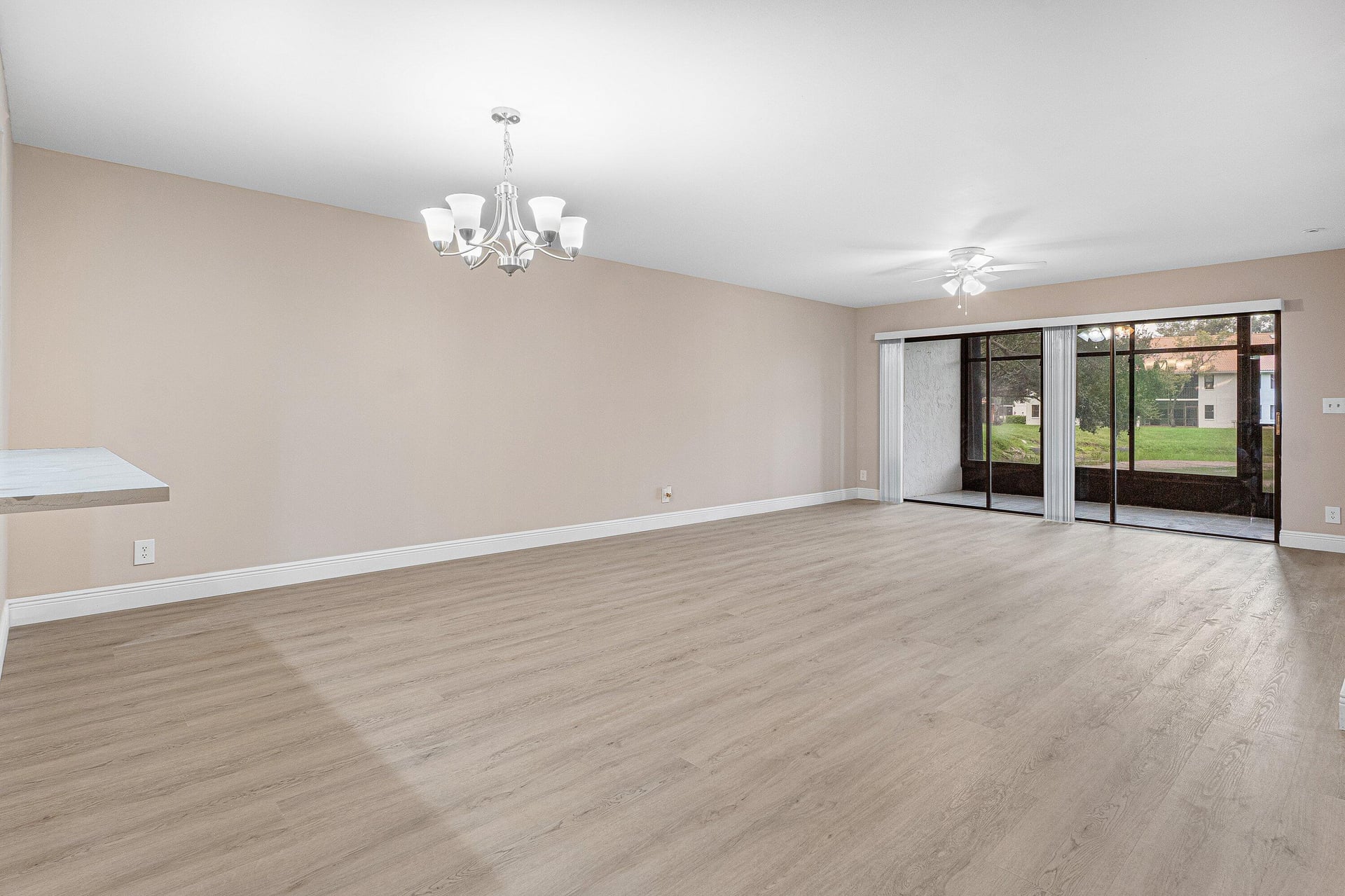 Unit 102 photo 16