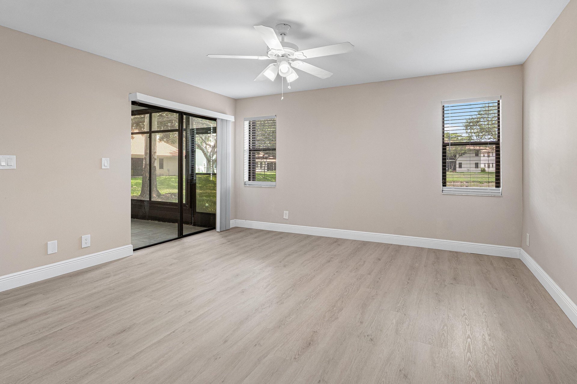 Unit 102 photo 22
