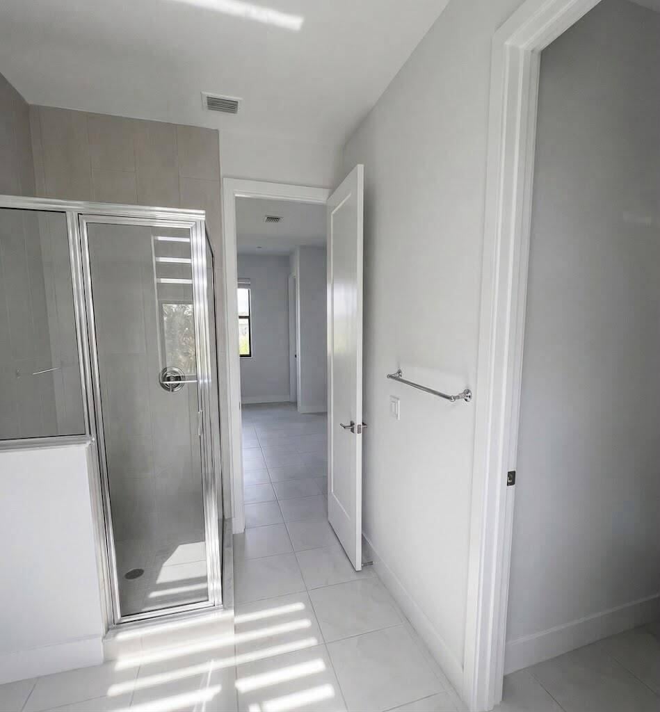 Residence photo 10