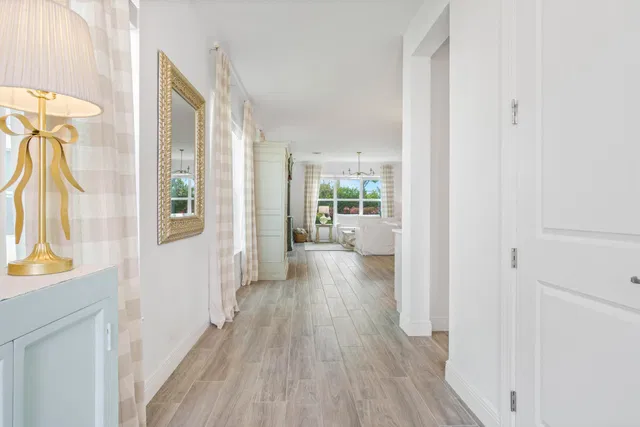  Residence photo 5