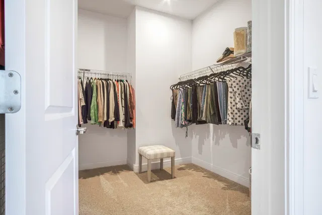  Residence photo 26