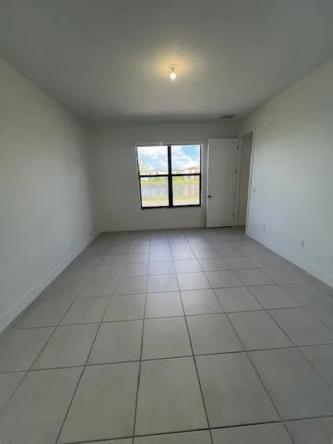 Residence photo 47