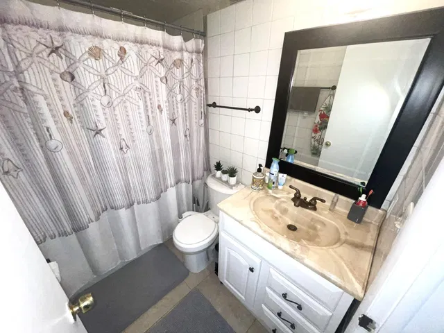  Unit 106 photo 27