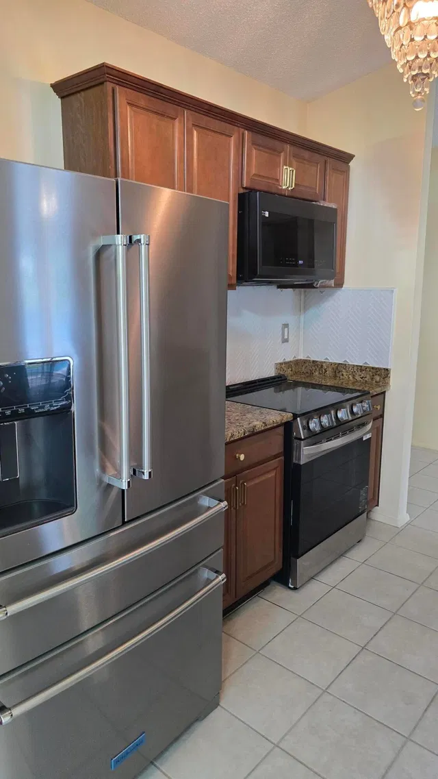  Residence photo 11
