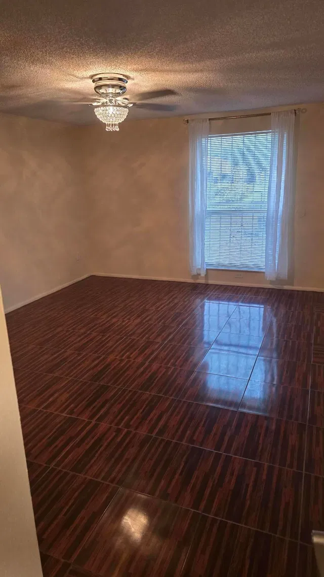  Residence photo 23