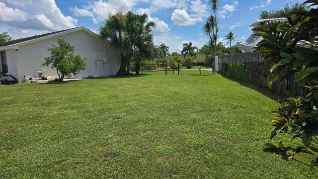  Residence photo 36