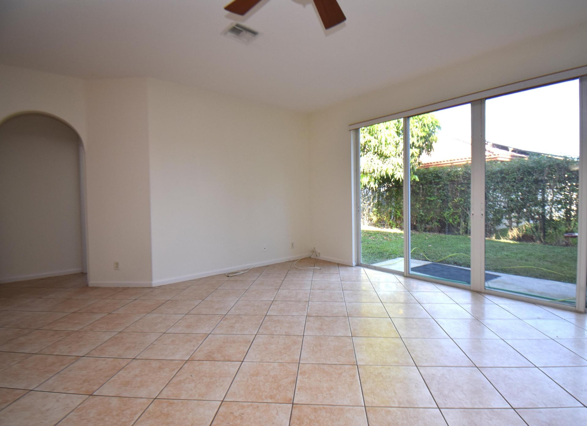 Residence photo 12