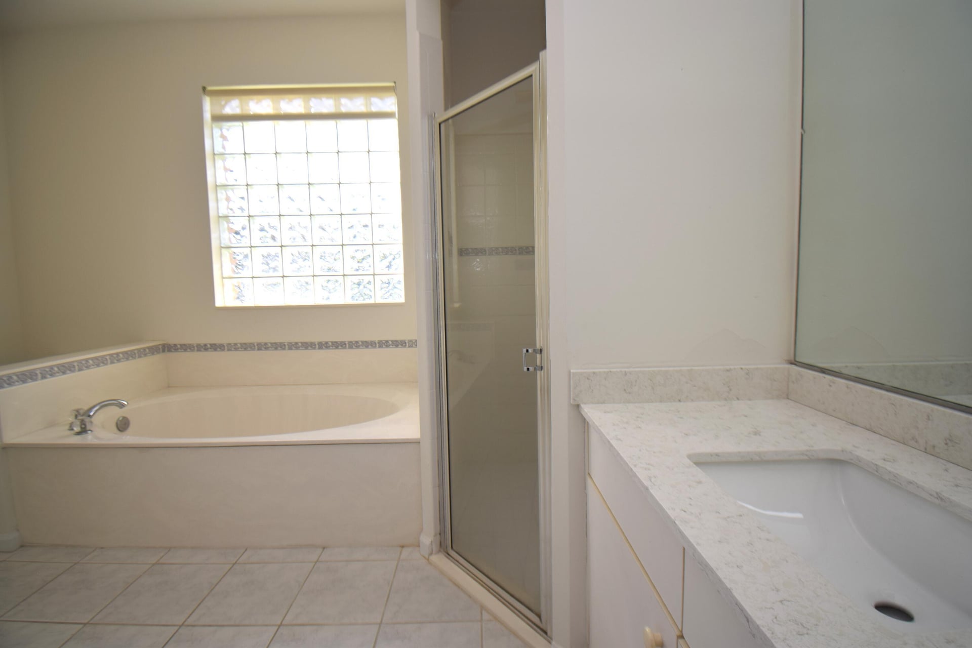 Residence photo 18