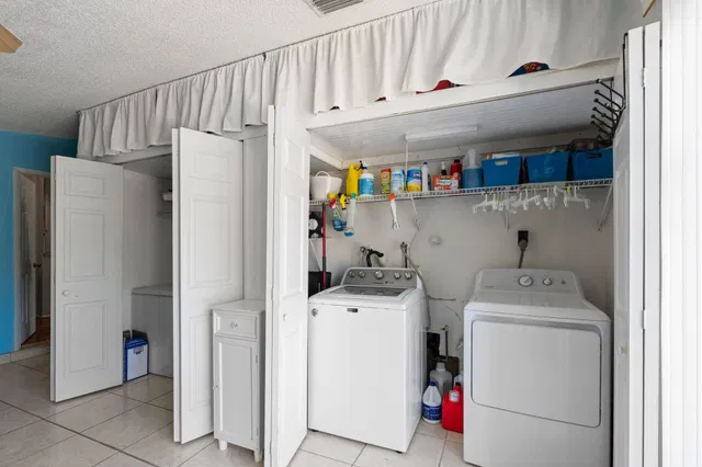 Residence photo 20
