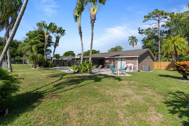 Residence photo 33
