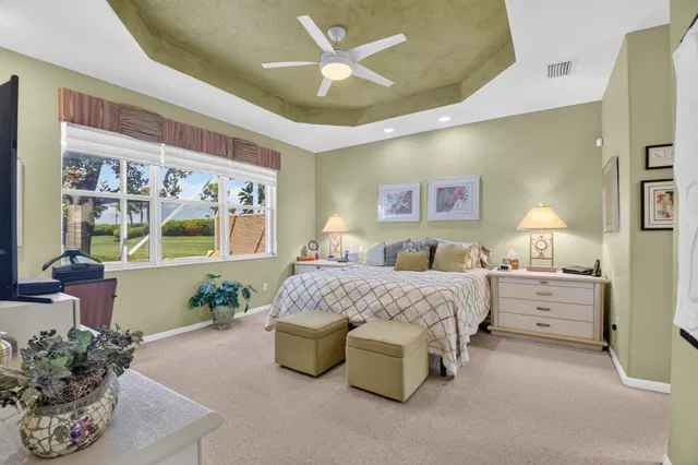 Residence photo 22