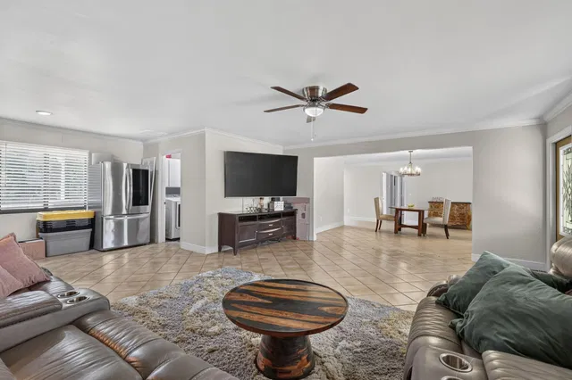  Residence photo 20